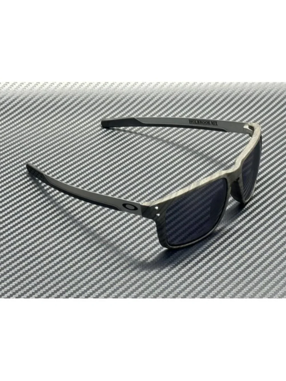 New Oakley Men  Sunglasses --